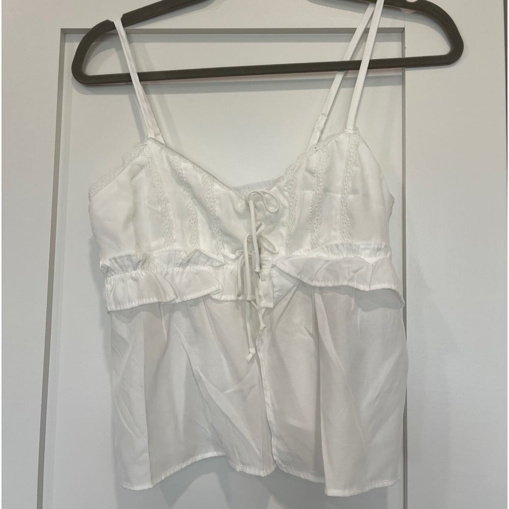 White tie front tank